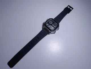 Reloj Casio AE 1200 WH