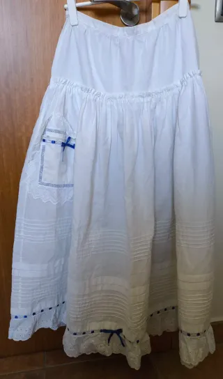 Enagua fallera blanca