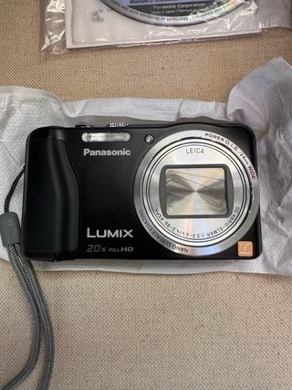 Panasonic Lumix ZS19