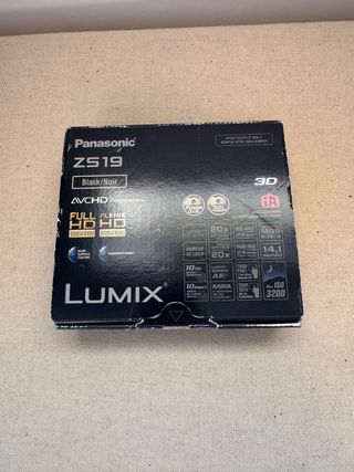 Panasonic Lumix ZS19