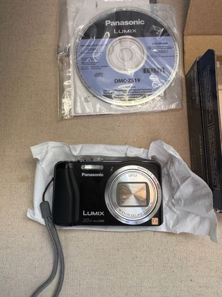 Panasonic Lumix ZS19