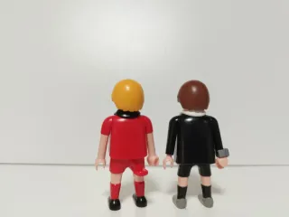 Lote Playmobil: Árbitro y Jugador Fútbol