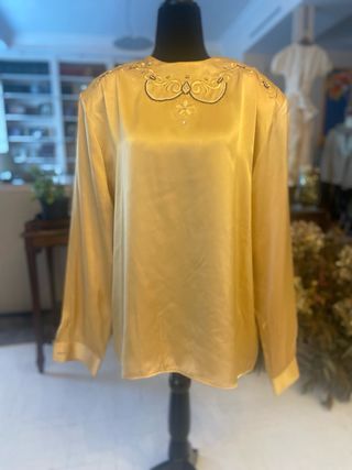 Blusa co bordado de Modital