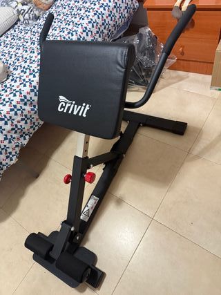 Bancada de musculación abdominal.