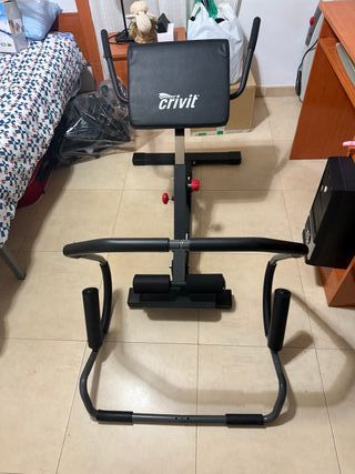 Bancada de musculación abdominal.