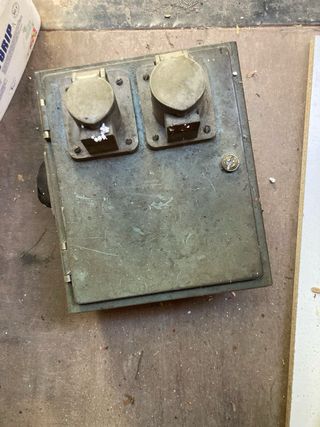 Cajas Eléctricas Antiguas