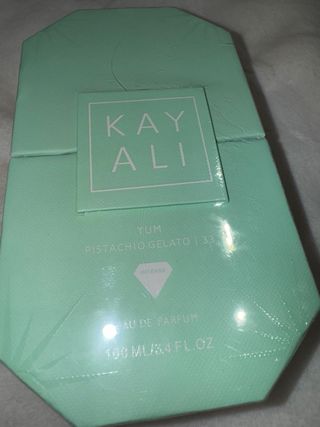 Kayali Yum Pistachio Gelato 33 Eau de Parfum 100ml