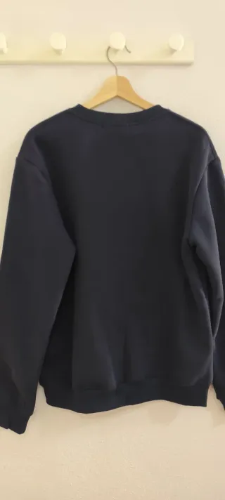 Sudadera Carhartt azul logo bordado