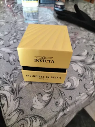 Reloj Invicta Hombre color azul