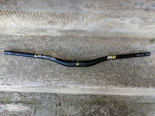 Manubrio Burgtec RW 800 x35 Rise 15mm