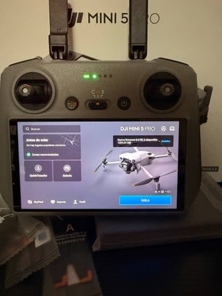 Dron DJI Mini 5 Pro + Accesorios