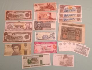 Lote de billetes extranjeros