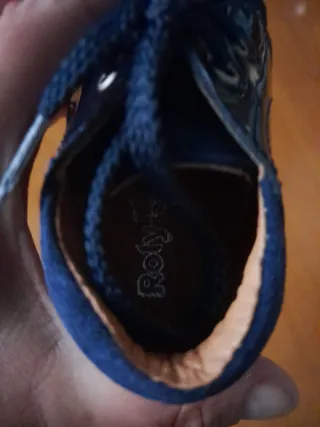 Venta solidaria: Zapatos bebé talla 18 azul marino