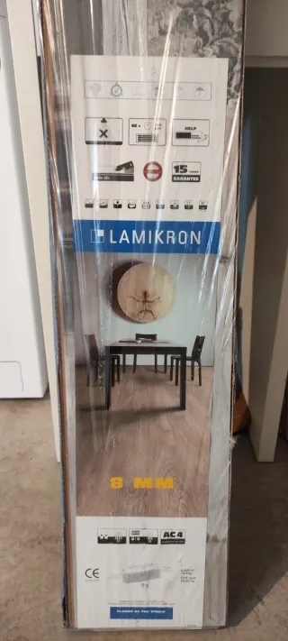 Suelo laminado Lamikron 8mm AC4