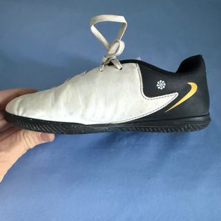 Botas de fútbol Junior Nike Phantom Talla 33