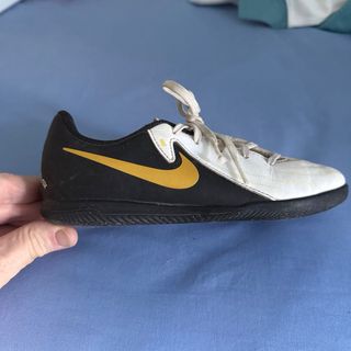 Botas de fútbol Junior Nike Phantom Talla 33