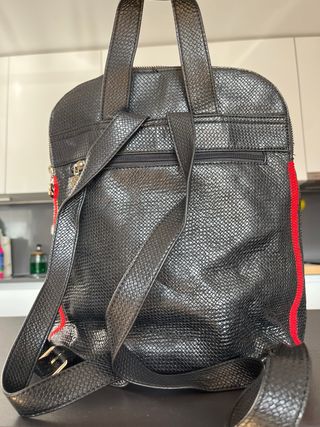 Mochila Desigual Negra Flores Bordadas