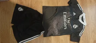 Traje de fútbol Real Madrid niño