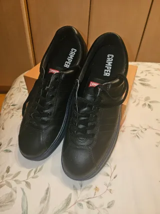 Zapatos Camper Runner Negros