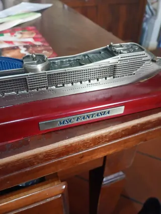 Modellino Nave MSC Fantasia