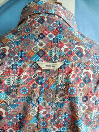 Camisa Estampado Mosaico Multicolor