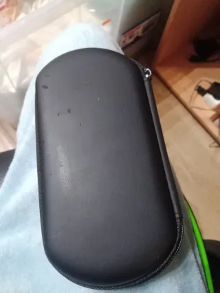 Sony PSP con 2 juegos