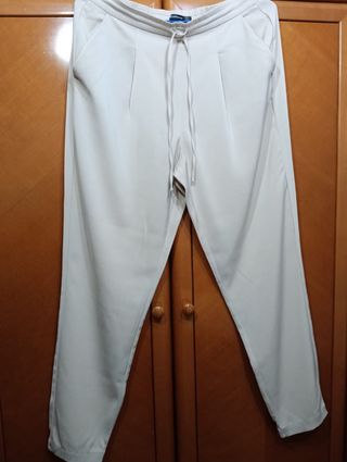 Pantalón beige