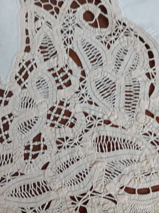 Tondo ricamato a mano diametro 165 cm