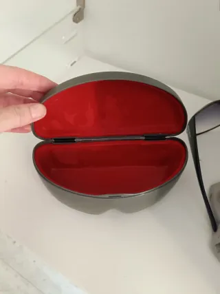 Gafas de sol Miu Miu grises y moradas