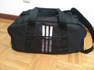 Bolsa de deporte Adidas negra