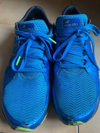 Scarpe New Balance Fuel Cell Limited Ed, taglia 42