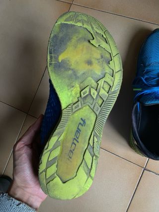 Scarpe New Balance Fuel Cell Limited Ed, taglia 42