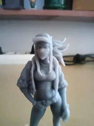 Figura Resina Chica Grafitera