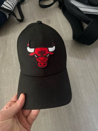 Camiseta NBA Talla 13-14Y + Gorro Bulls