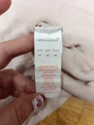 Chaqueta rosa palo con botones. De algodón nylon