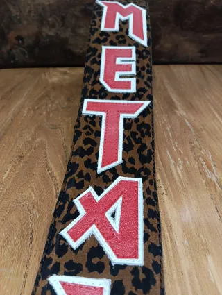 Correa de guitarra de cuero con estampado