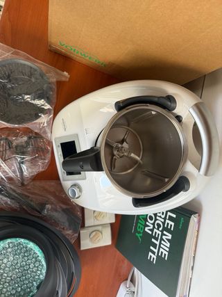 Bimby TM5 Vorwerk completo di accessori