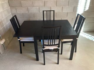 Mesa extensible Ikea Se recoge en Ullastrell..