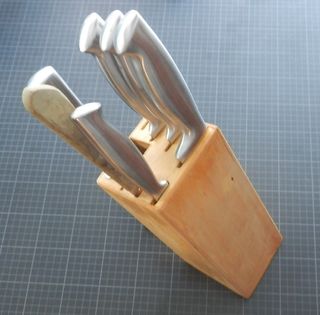 Set di coltelli in legno e metallo