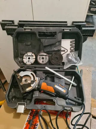Worx Saw mini sierra circular