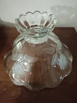 Frutero antiguo de cristal tallado