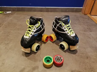 Pattini da hockey Reno T33 set completo