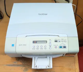 Impresora, Escáner y Copiadora Brother DCP-195