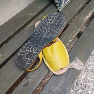 Sandalias Menorquinas Pisamonas en piel T.39