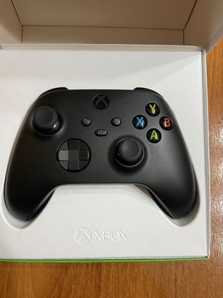 Mando Xbox Negro + Cable USB-C