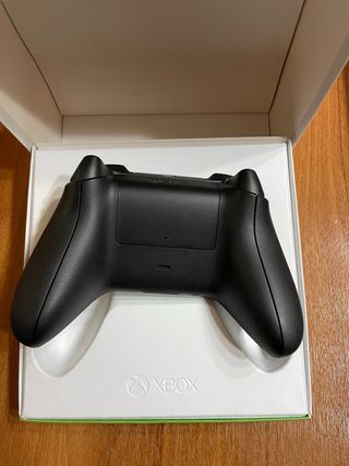 Mando Xbox Negro + Cable USB-C