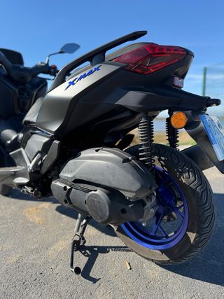 Yamaha xmax 2024