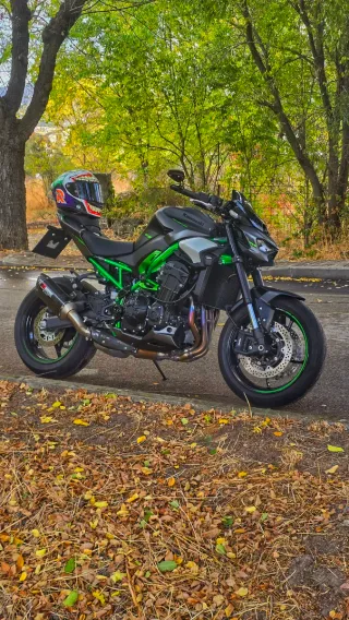 Tapa Colin Kawasaki Z900 2025