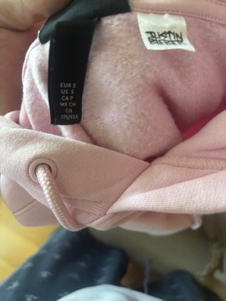 Sudadera rosa H&M talla S con pato