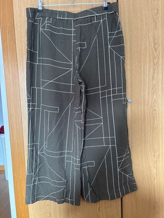 Pantalón ancho estampado geométrico
